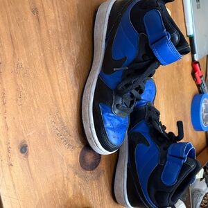 Nike Kids Black and Blue Sneakers